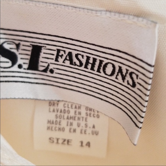 Vintage Lace Wedding or Evening Dress 14 - Picture 5 of 5